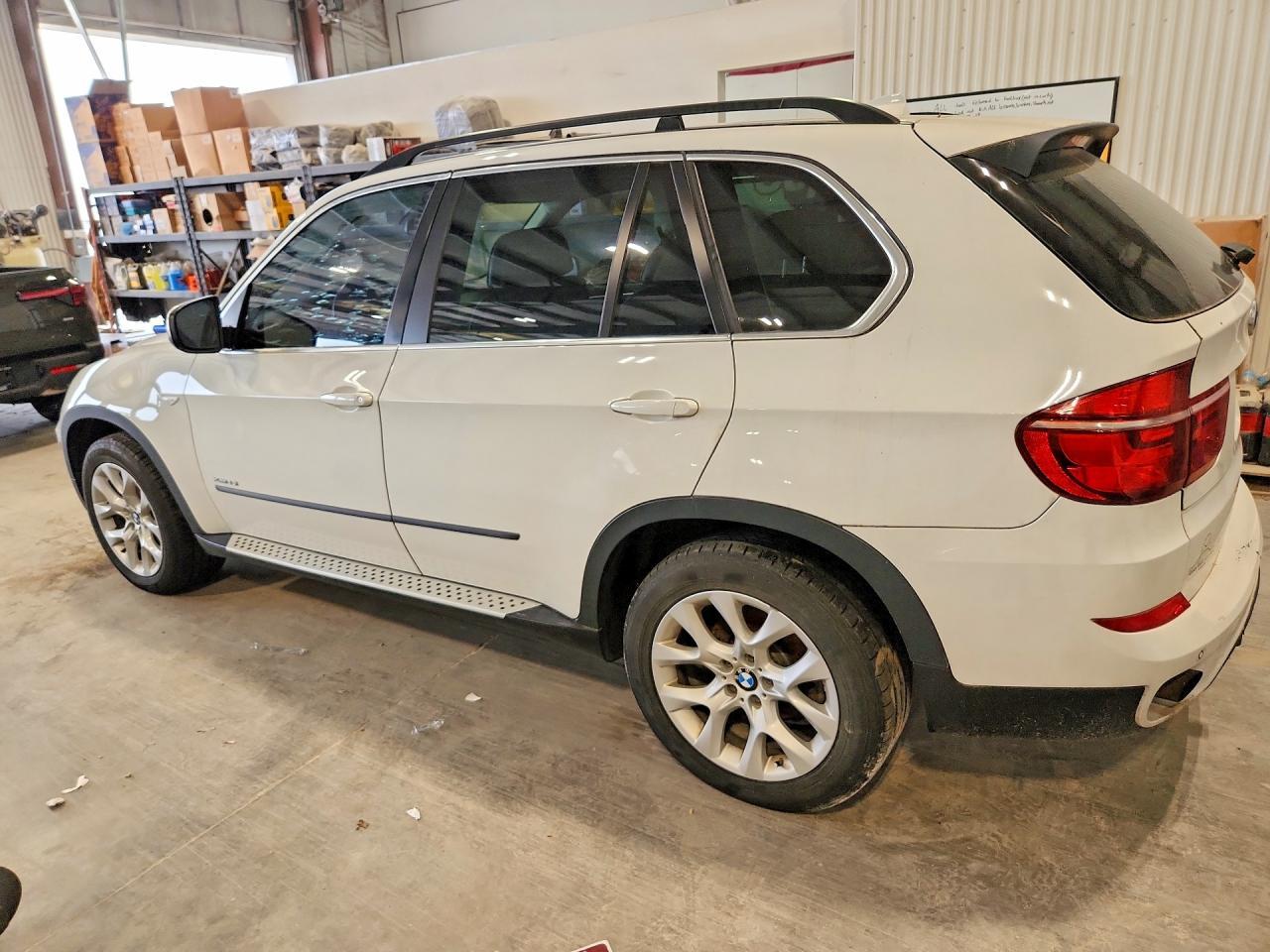 2013 BMW X5 xDrive35I - zdjęcie 2
