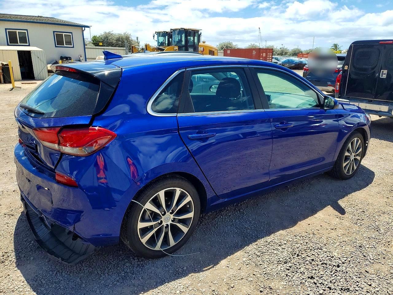 2019 Hyundai Elantra Gt Base - zdjęcie 3