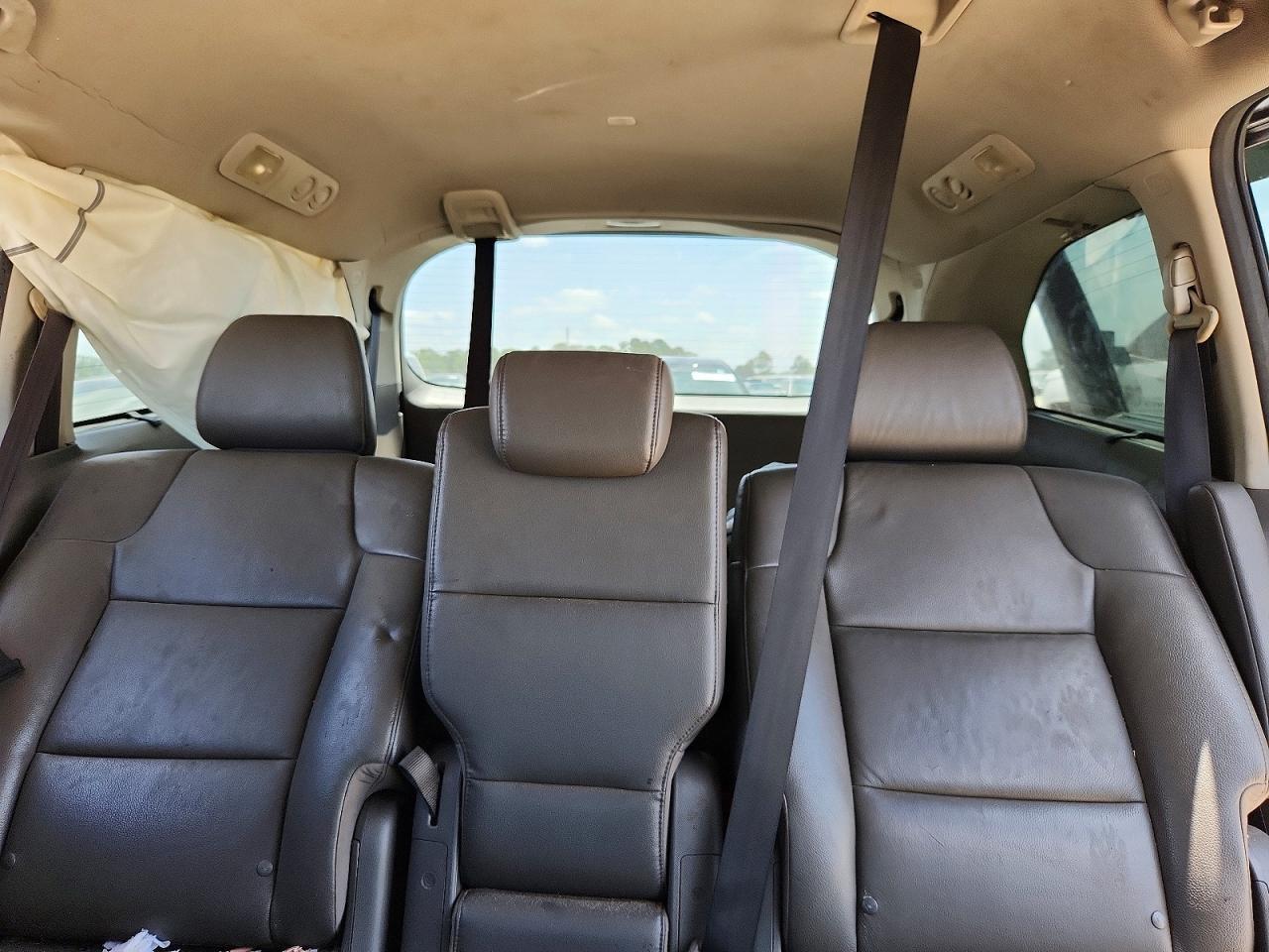 2013 Honda Odyssey Touring - zdjęcie 10