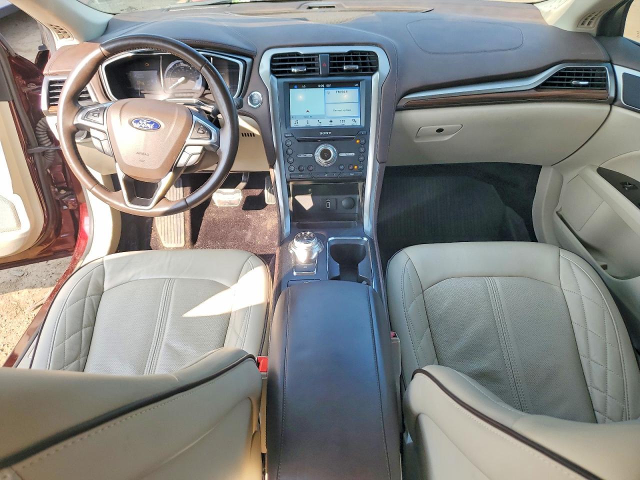 2017 Ford Fusion Titanium Hev - zdjęcie 8