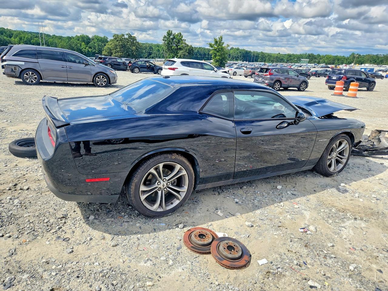 2020 Dodge Challenger R/T - zdjęcie 3