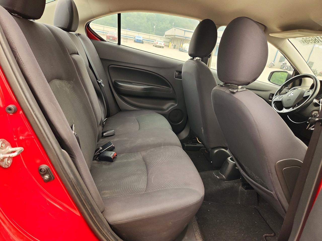 2017 Mitsubishi Mirage G4 Es - zdjęcie 10
