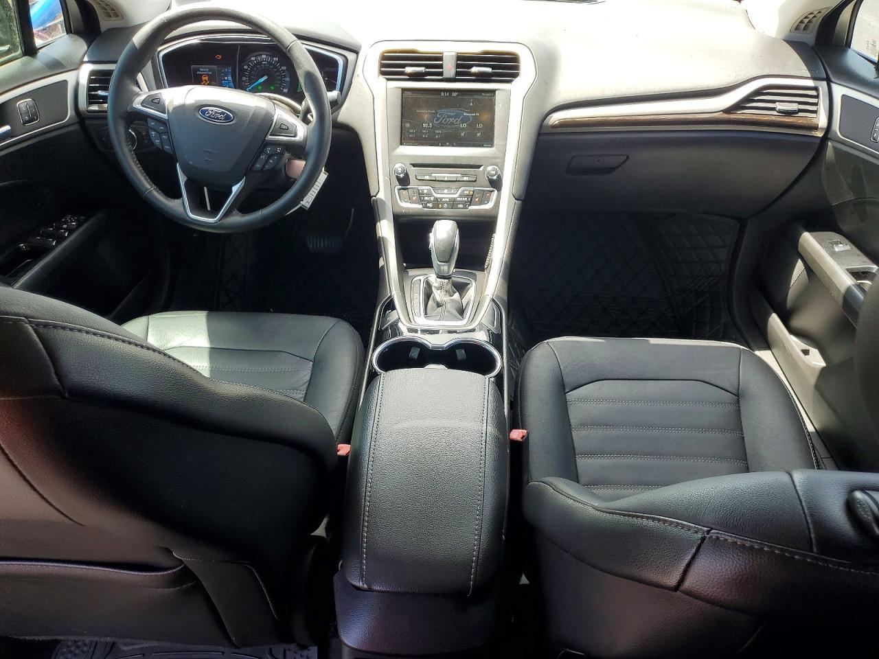 2016 Ford Fusion Se - zdjęcie 8