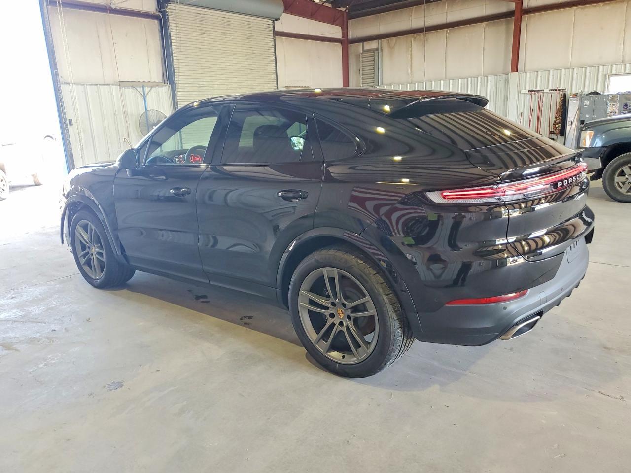 2026 Porsche Cayenne Coupe - zdjęcie 2