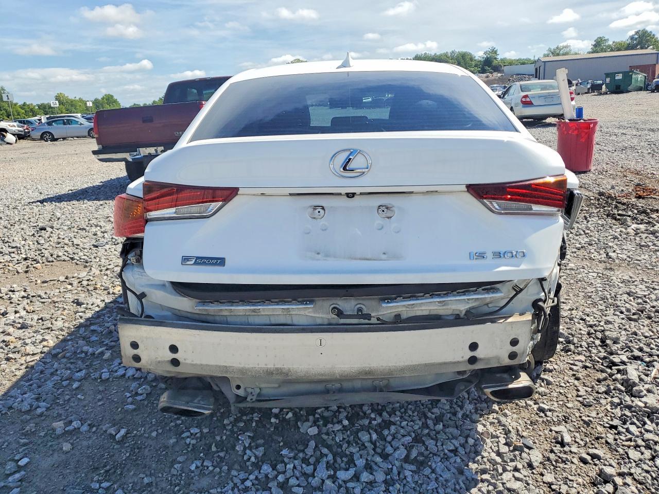 2018 Lexus Is 300 - zdjęcie 6