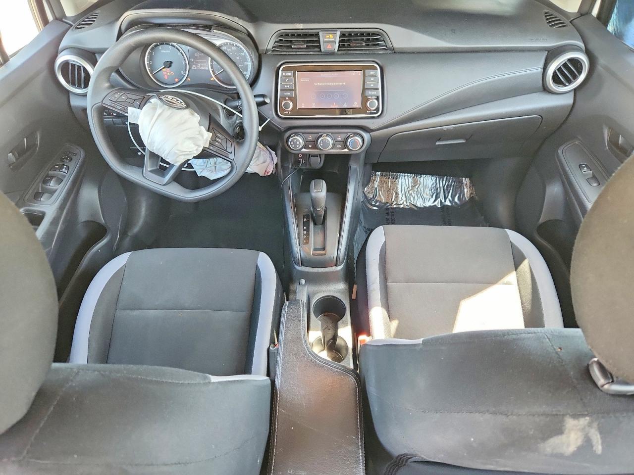 2025 Nissan Versa S - zdjęcie 8
