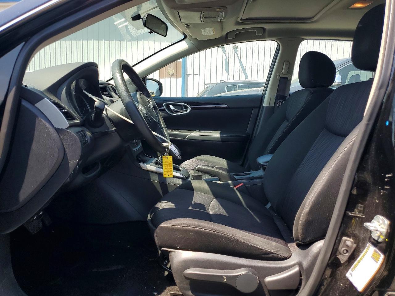 2019 Nissan Sentra Sv - zdjęcie 7