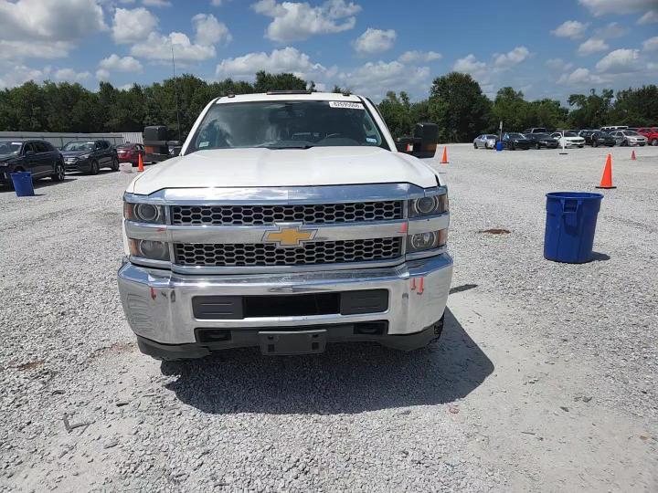 2019 Chevrolet Silverado C2500 Heavy Duty - zdjęcie 13