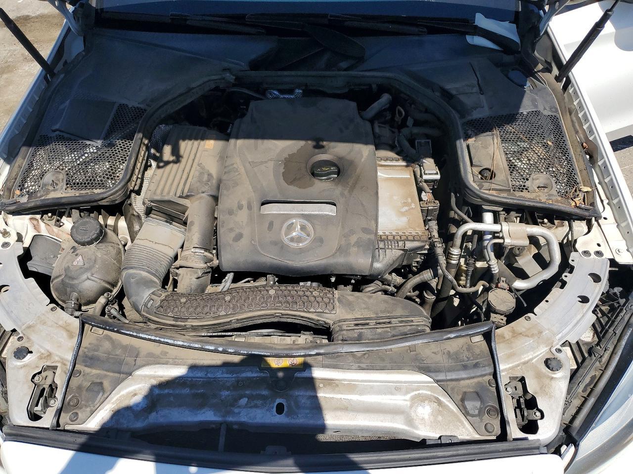 2018 Mercedes-Benz C 300 - zdjęcie 11