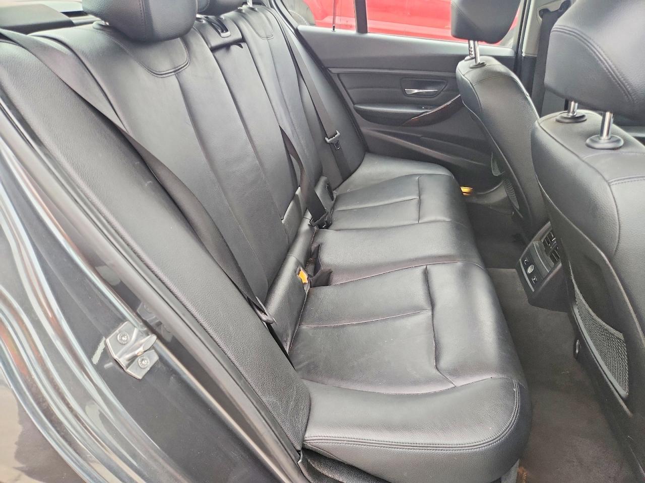 2013 BMW Seria 3 328i - zdjęcie 10