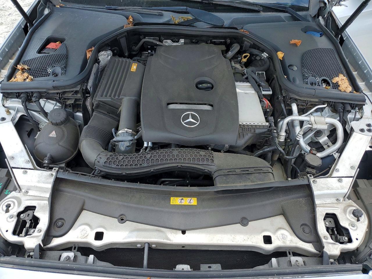 2017 Mercedes-Benz E 300 - zdjęcie 11