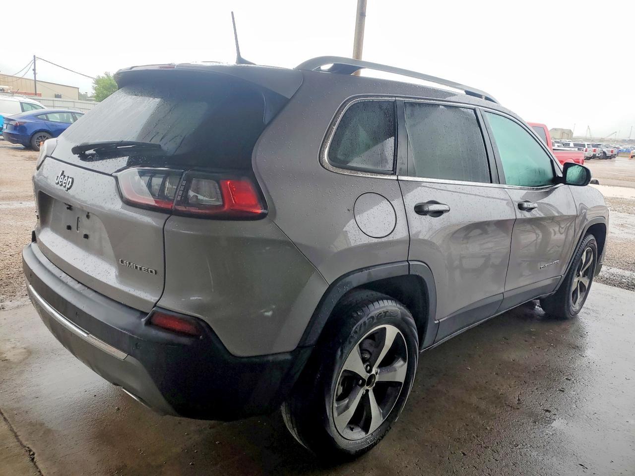 2020 Jeep Cherokee Limited - zdjęcie 3