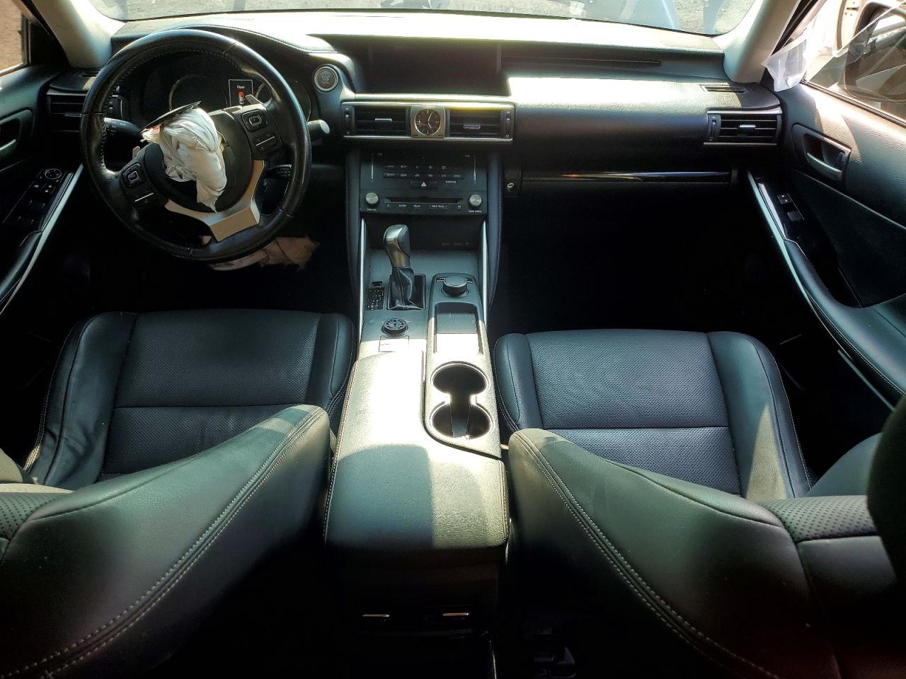 2017 Lexus Is 200T - zdjęcie 8