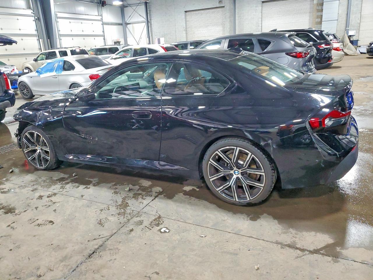 2023 BMW 230Xi - zdjęcie 2