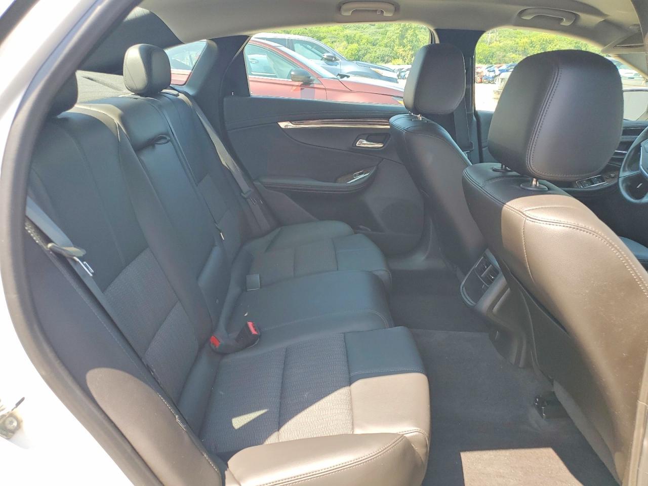 2015 Chevrolet Impala Lt - zdjęcie 10