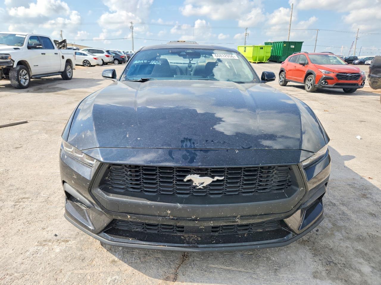 2024 Ford Mustang - zdjęcie 5