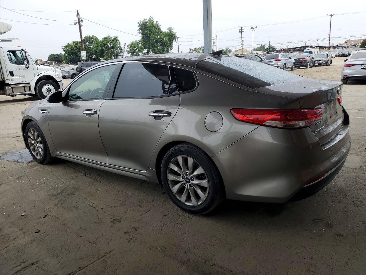 2018 Kia Optima Ex - zdjęcie 2