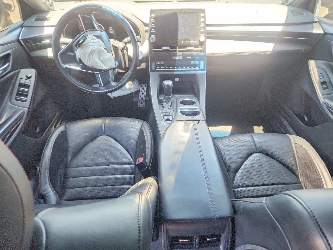 2022 Toyota Avalon Night Shade - zdjęcie 8
