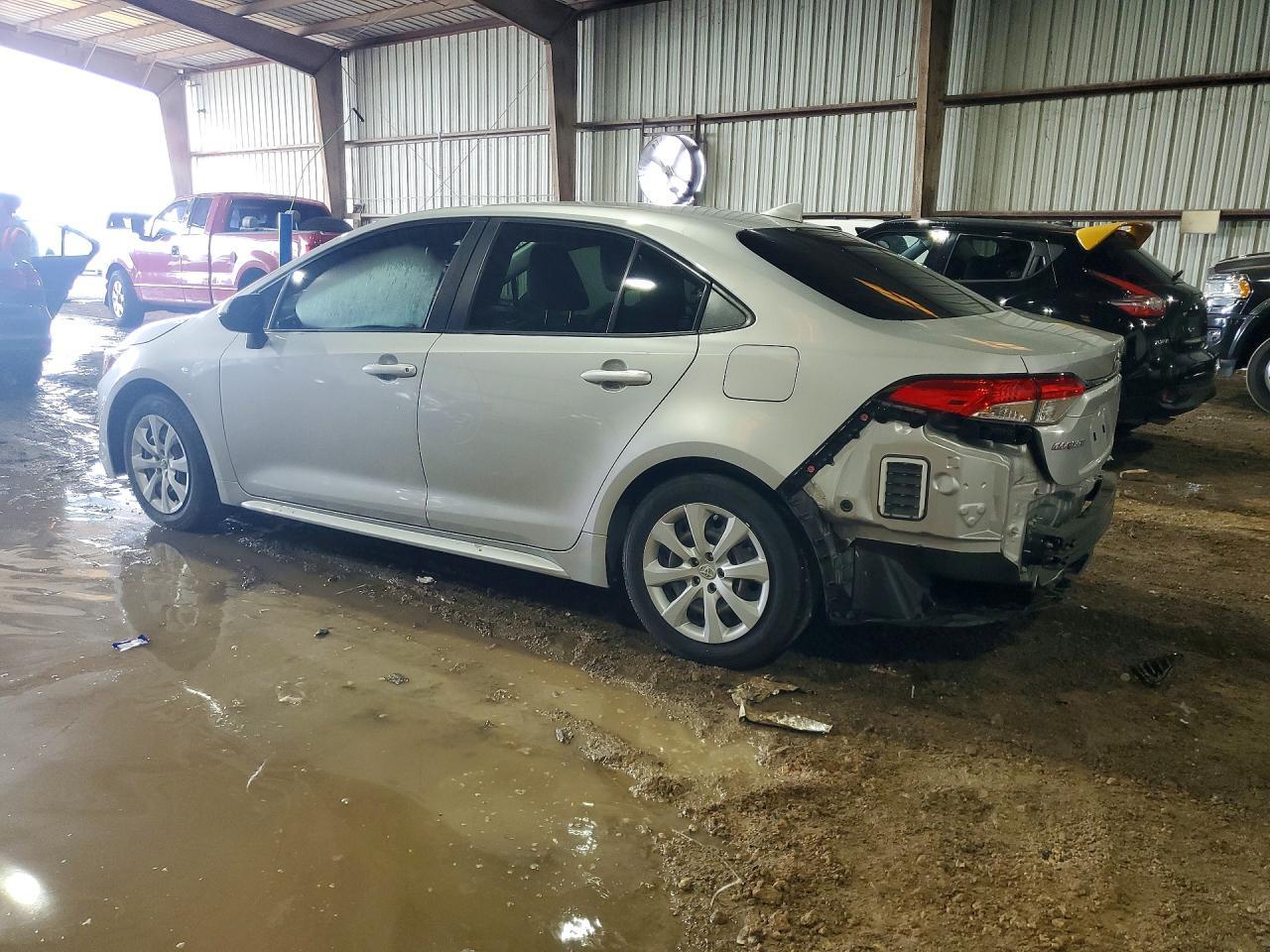 2022 Toyota Corolla Le - zdjęcie 2