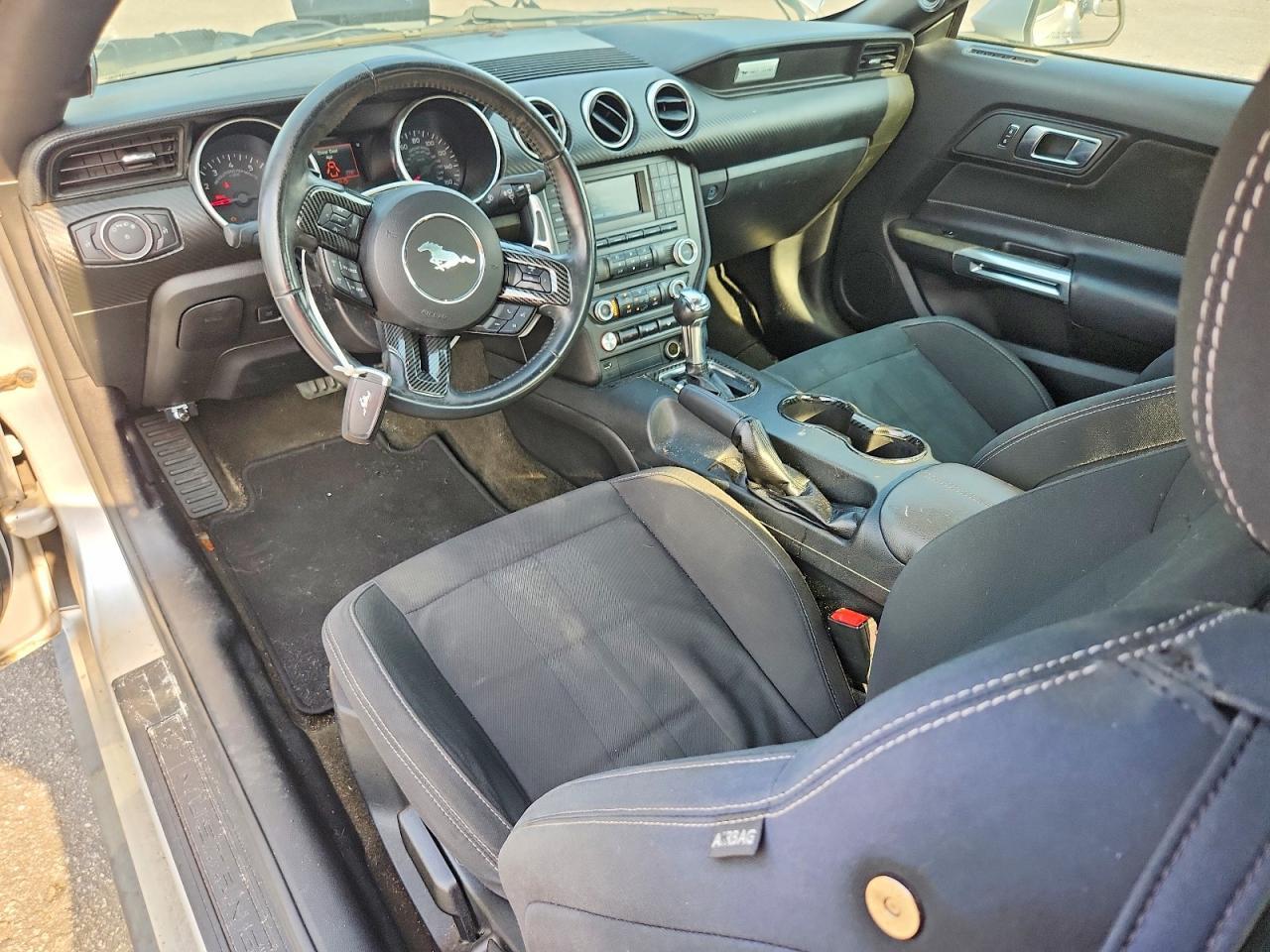 2018 Ford Mustang - zdjęcie 8