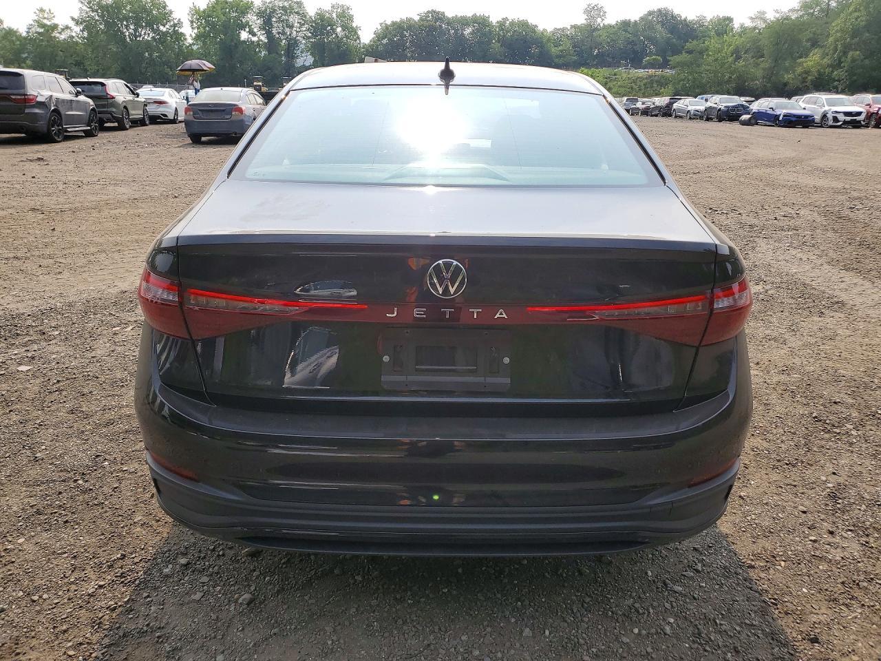 2025 Volkswagen Jetta Sport - zdjęcie 6