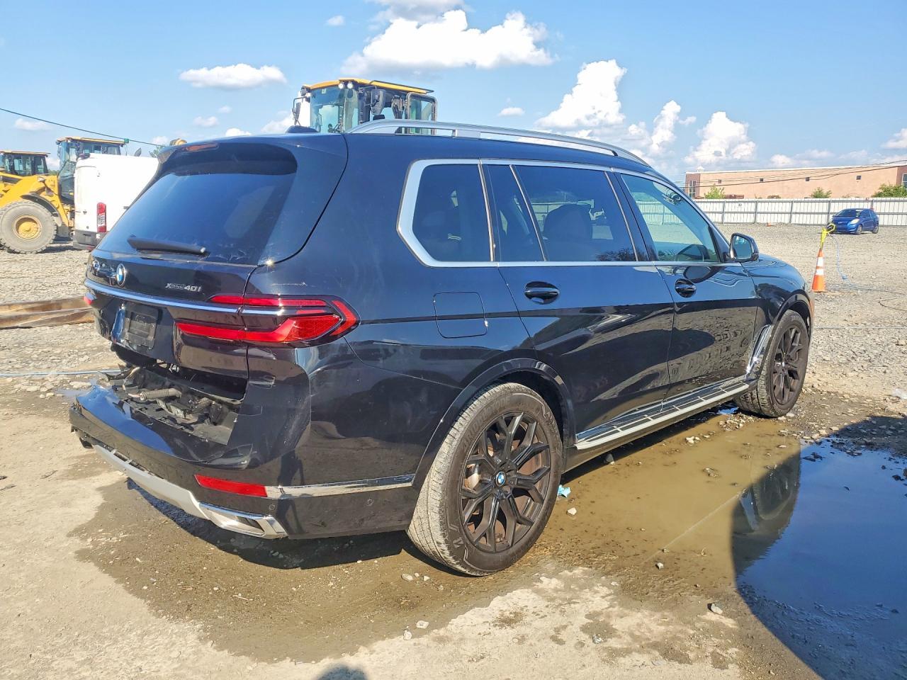 2025 BMW X7 xDrive40I - zdjęcie 3