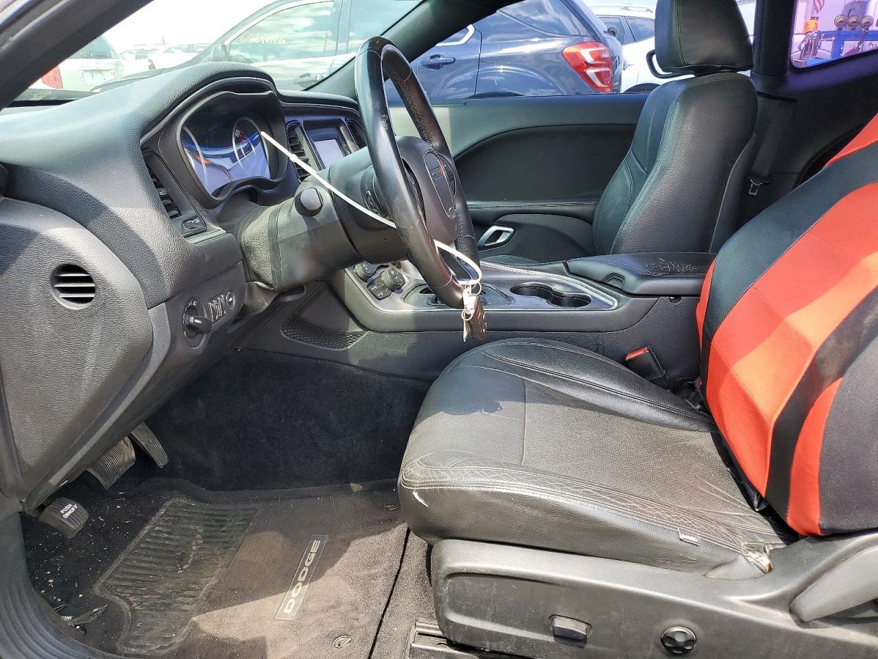 2015 Dodge Challenger Sxt - zdjęcie 7