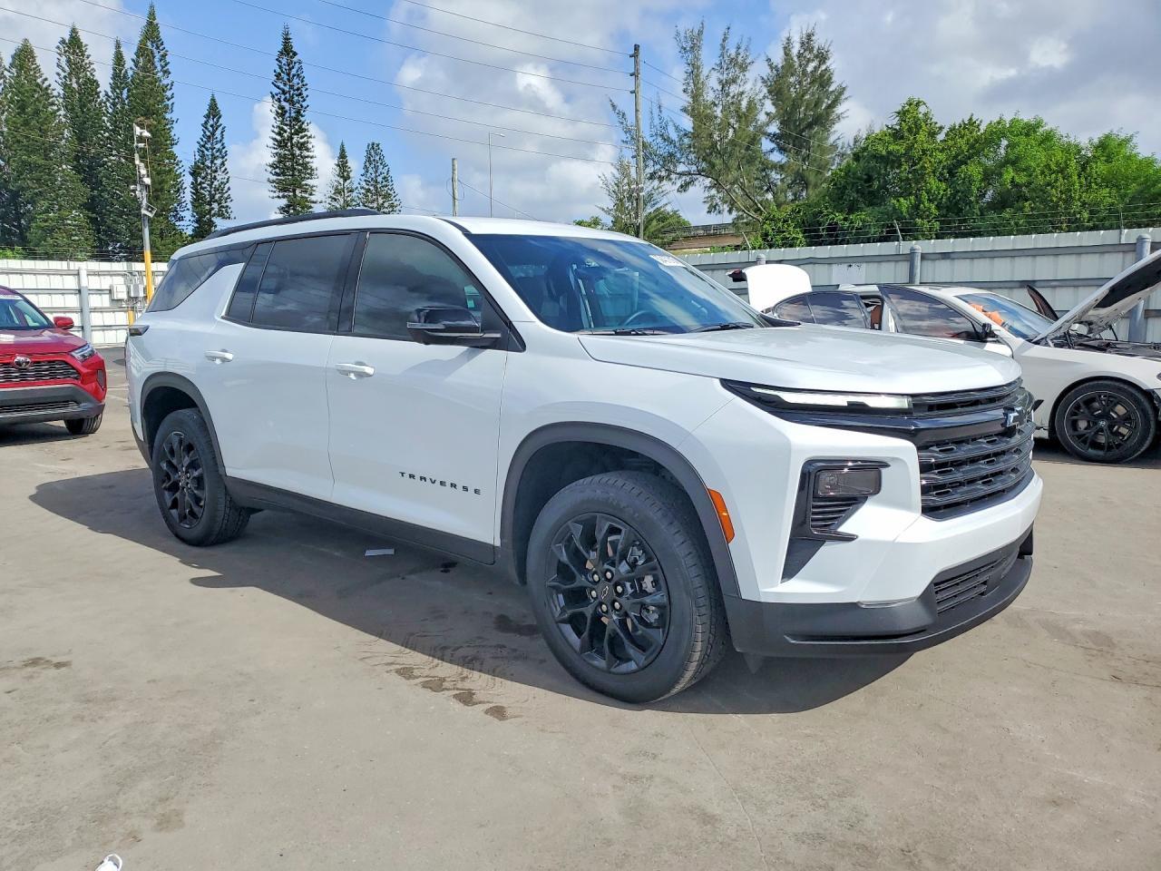 2026 Chevrolet Traverse Lt - zdjęcie 4