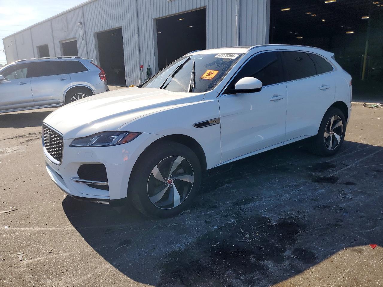 2022 Jaguar F-Pace S - zdjęcie główne