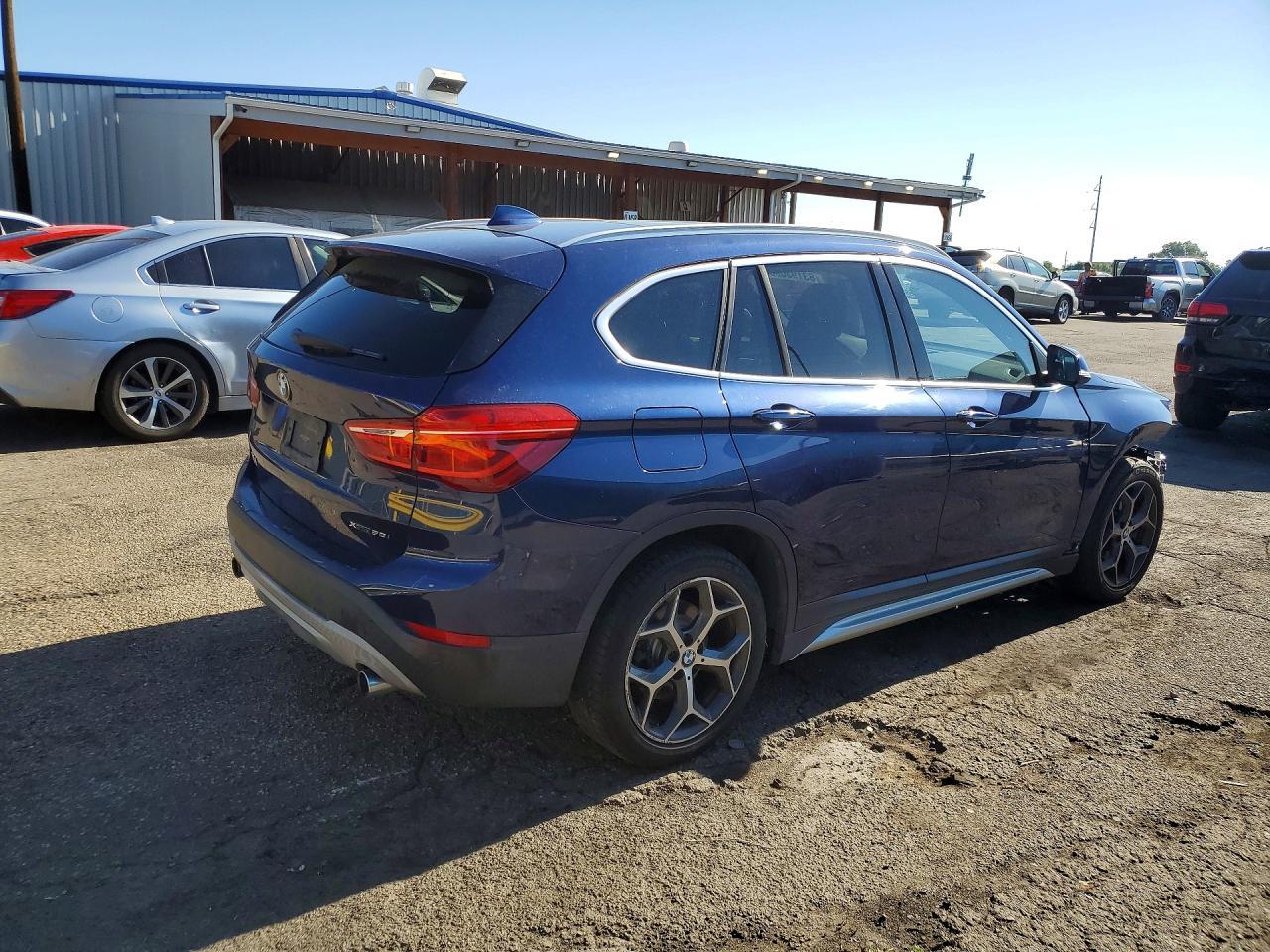 2018 BMW X1 xDrive28I - zdjęcie 3