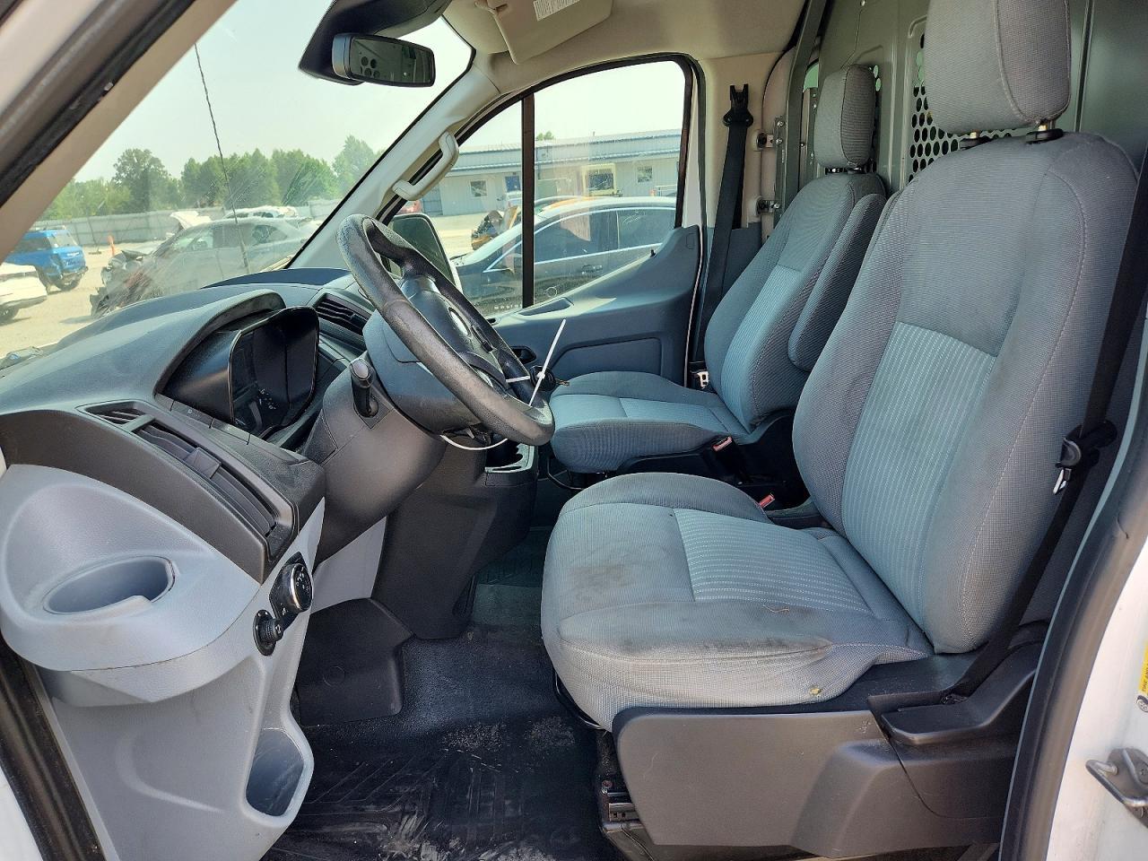 2015 Ford Transit T-250 - zdjęcie 7