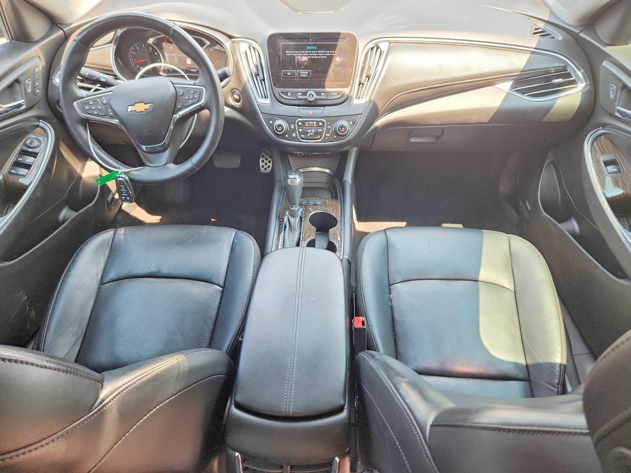 2017 Chevrolet Malibu Premier - zdjęcie 8