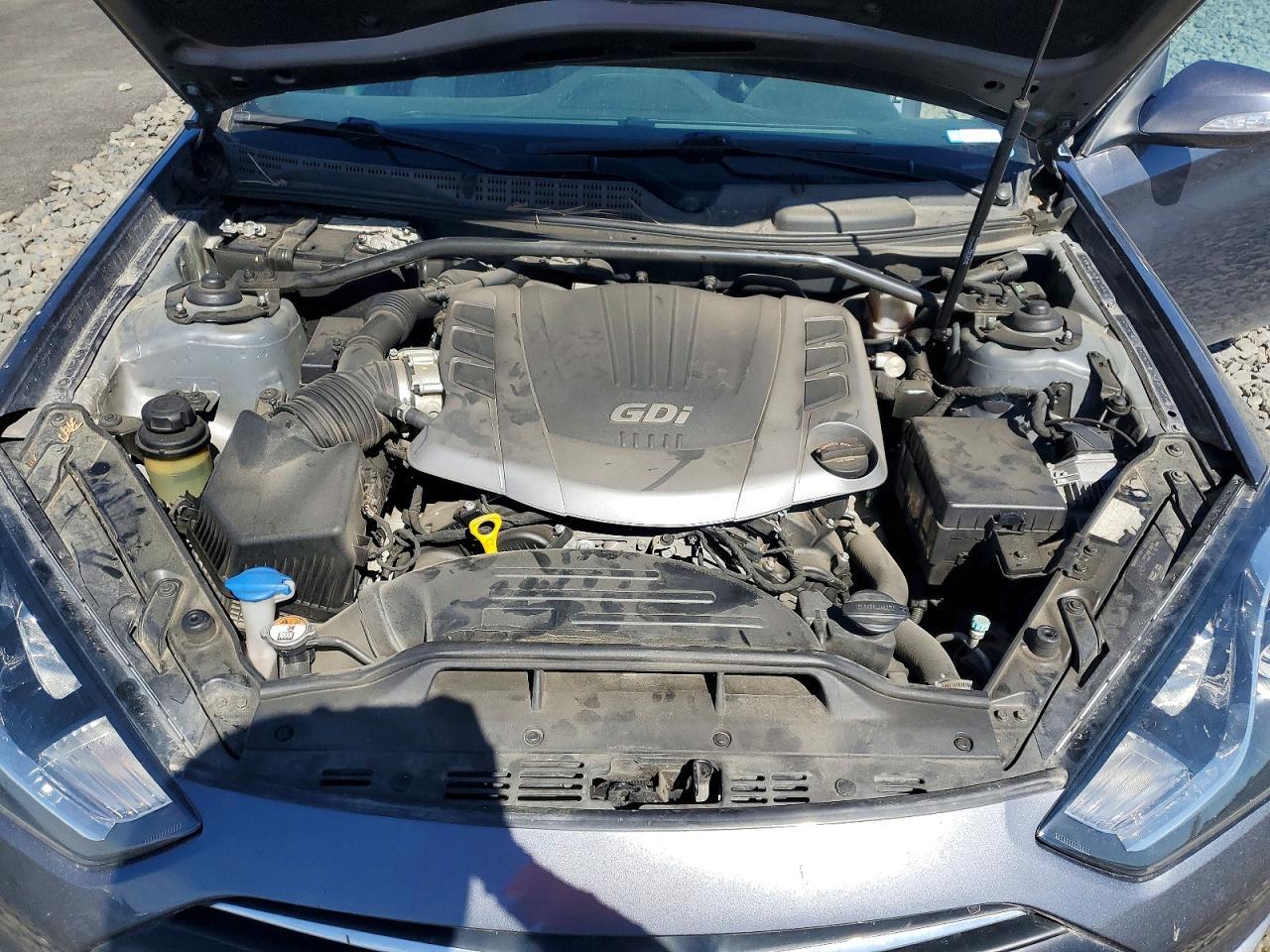 2016 Hyundai Genesis Coupe 3.8L - zdjęcie 11
