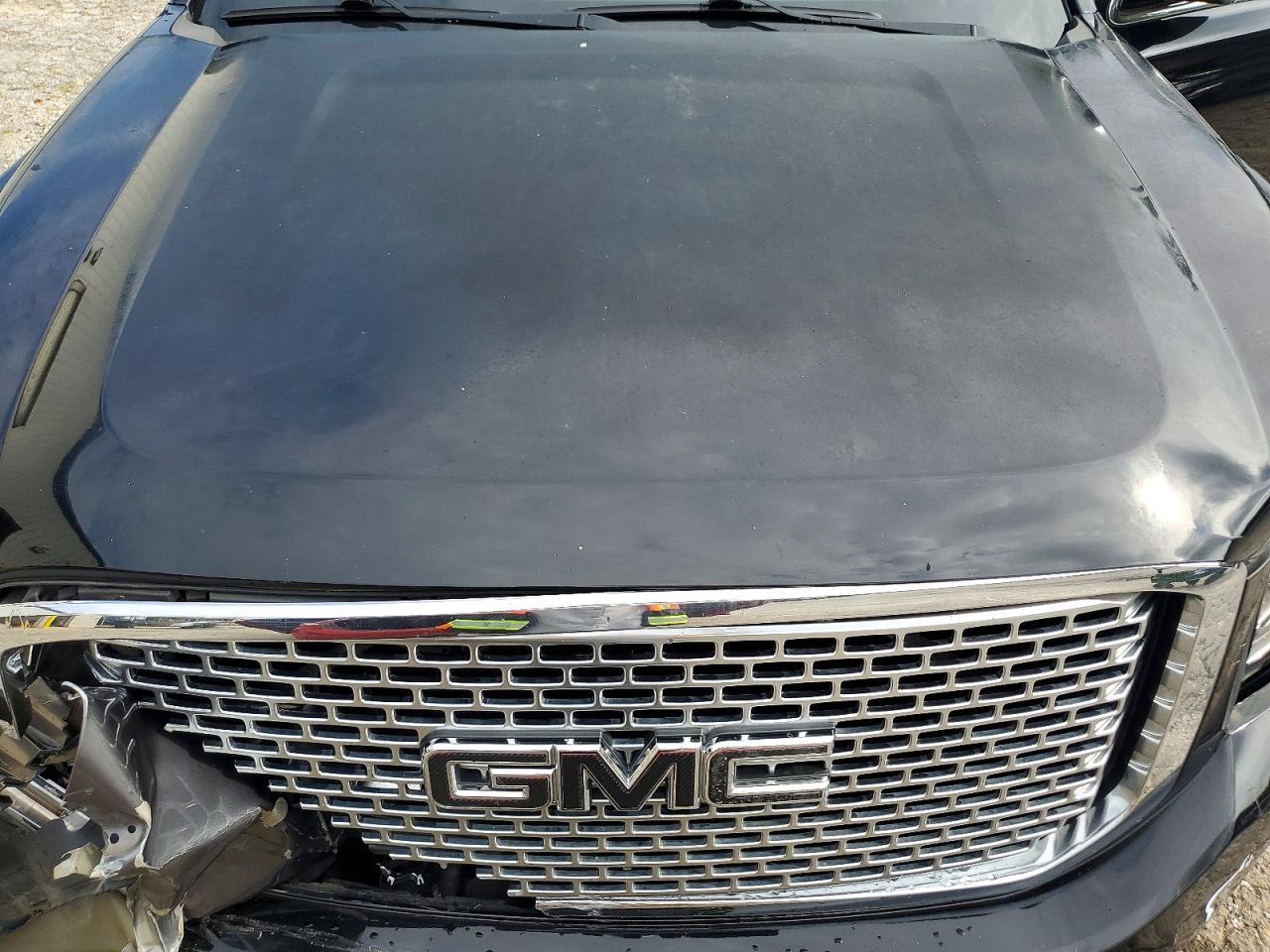 2015 GMC Yukon Denali - zdjęcie 12