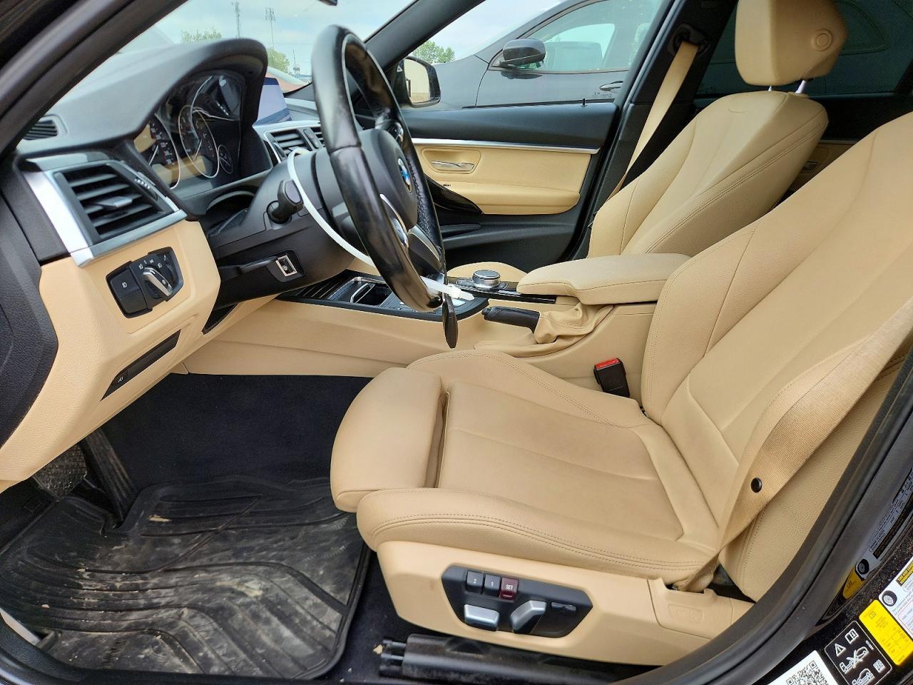 2018 BMW Seria 3 330i - zdjęcie 7