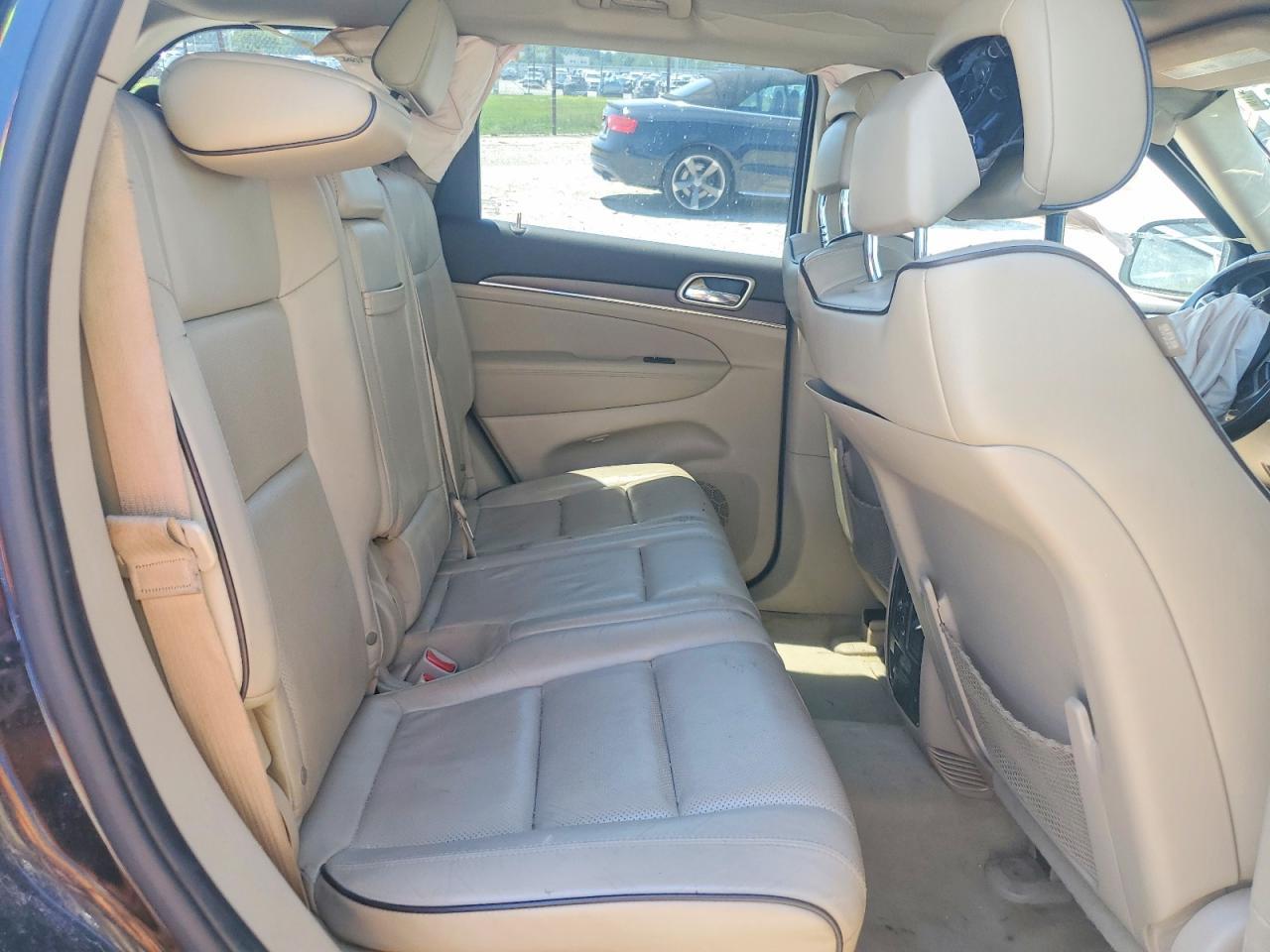 2014 Jeep Grand Cherokee Overland - zdjęcie 11