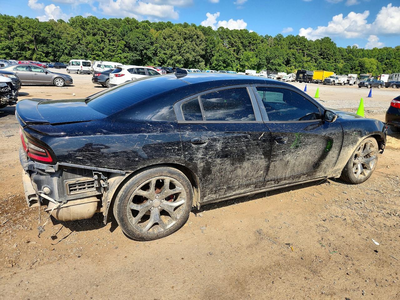 2015 Dodge Charger Sxt - zdjęcie 3