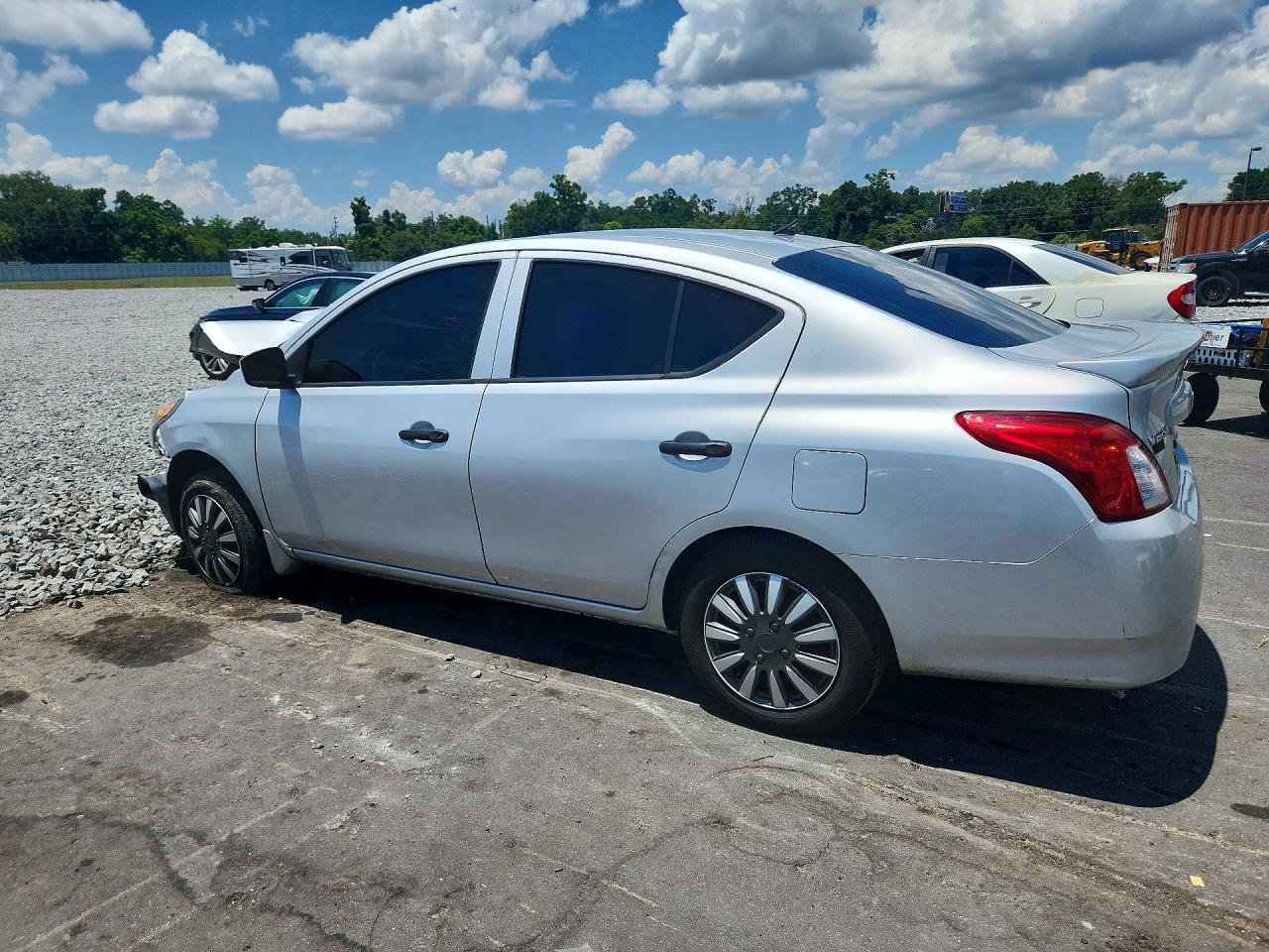 2016 Nissan Versa 1.6 S Plus - zdjęcie 2