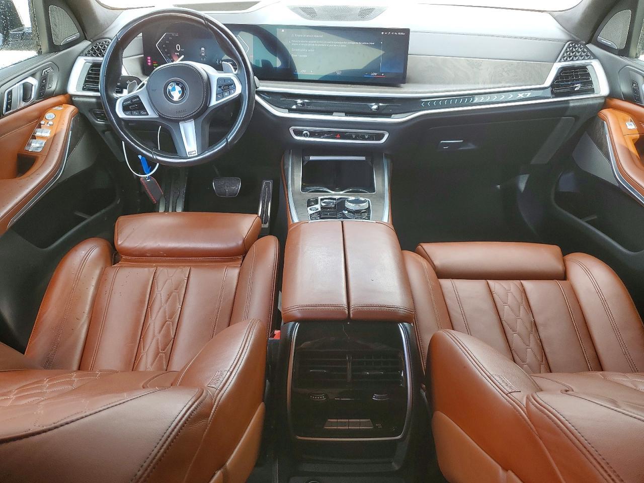 2023 BMW X7 xDrive40I - zdjęcie 8