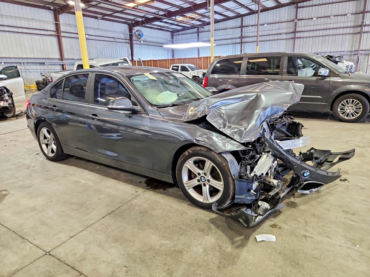 2014 BMW 328 I - zdjęcie 4