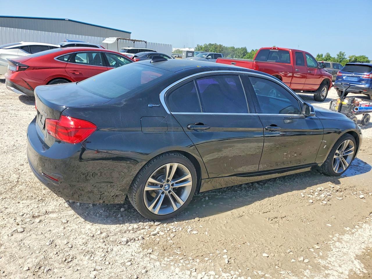 2018 BMW 330E - zdjęcie 3