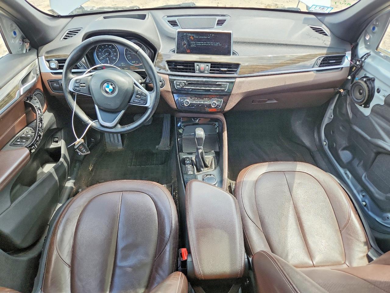 2016 BMW X1 xDrive28I - zdjęcie 8