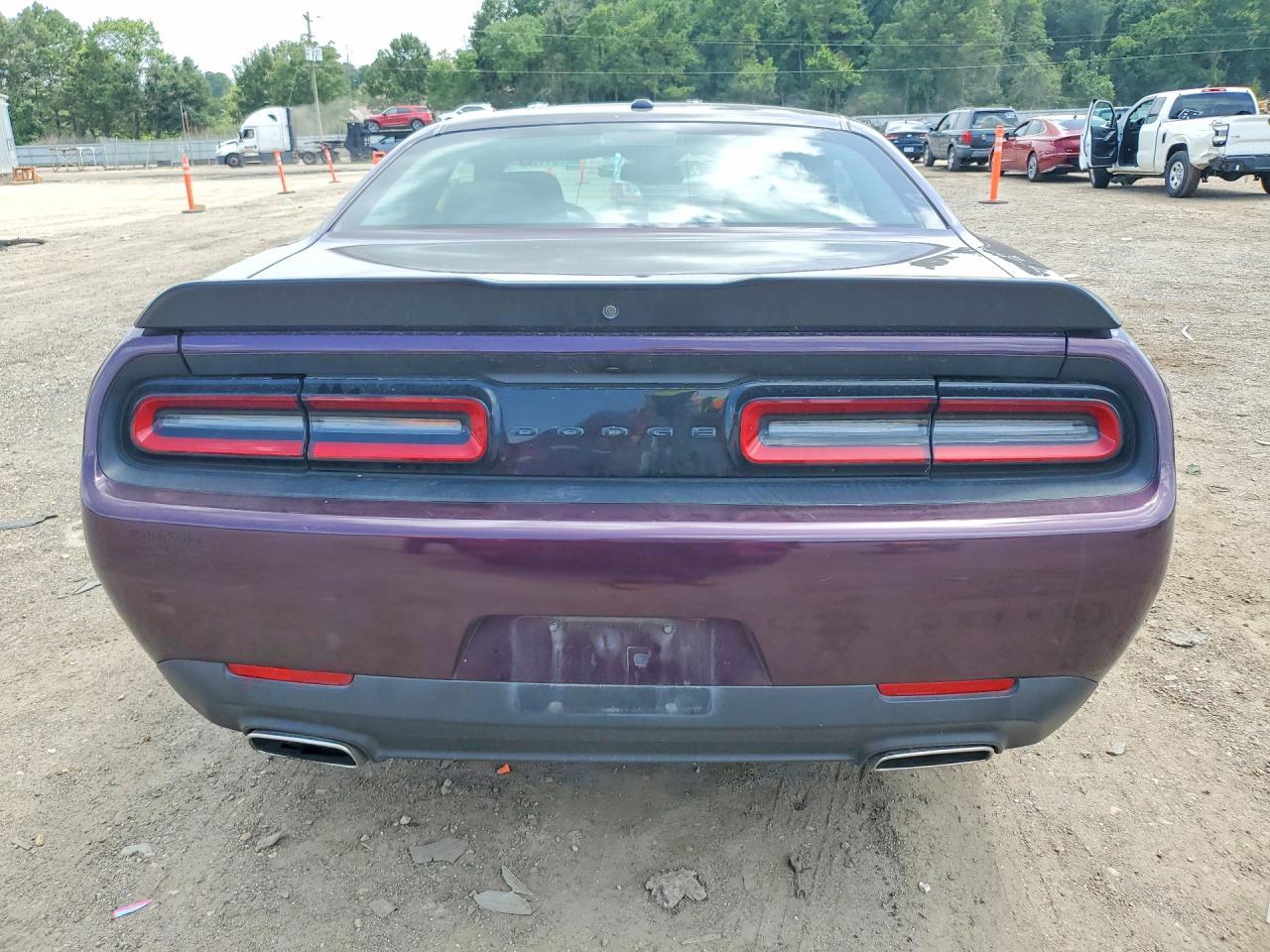 2022 Dodge Challenger Sxt - zdjęcie 6
