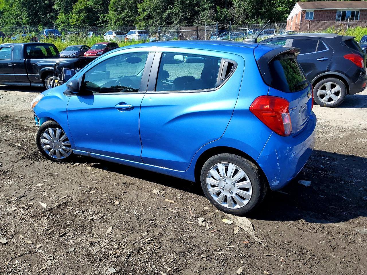 2016 Chevrolet Spark Ls - zdjęcie 2