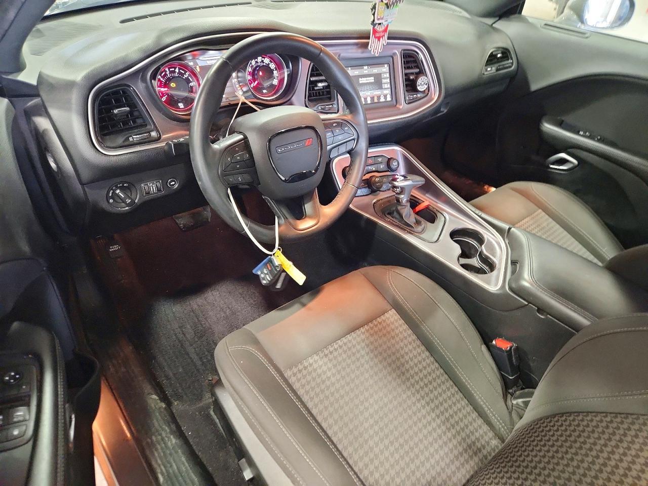 2019 Dodge Challenger Sxt - zdjęcie 8