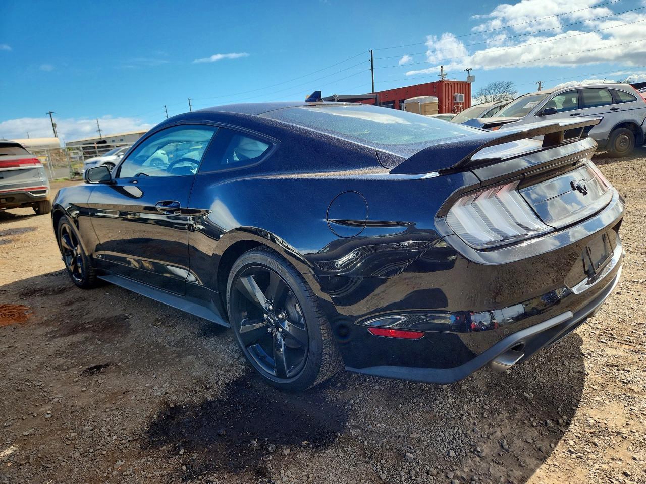 2023 Ford Mustang - zdjęcie 2