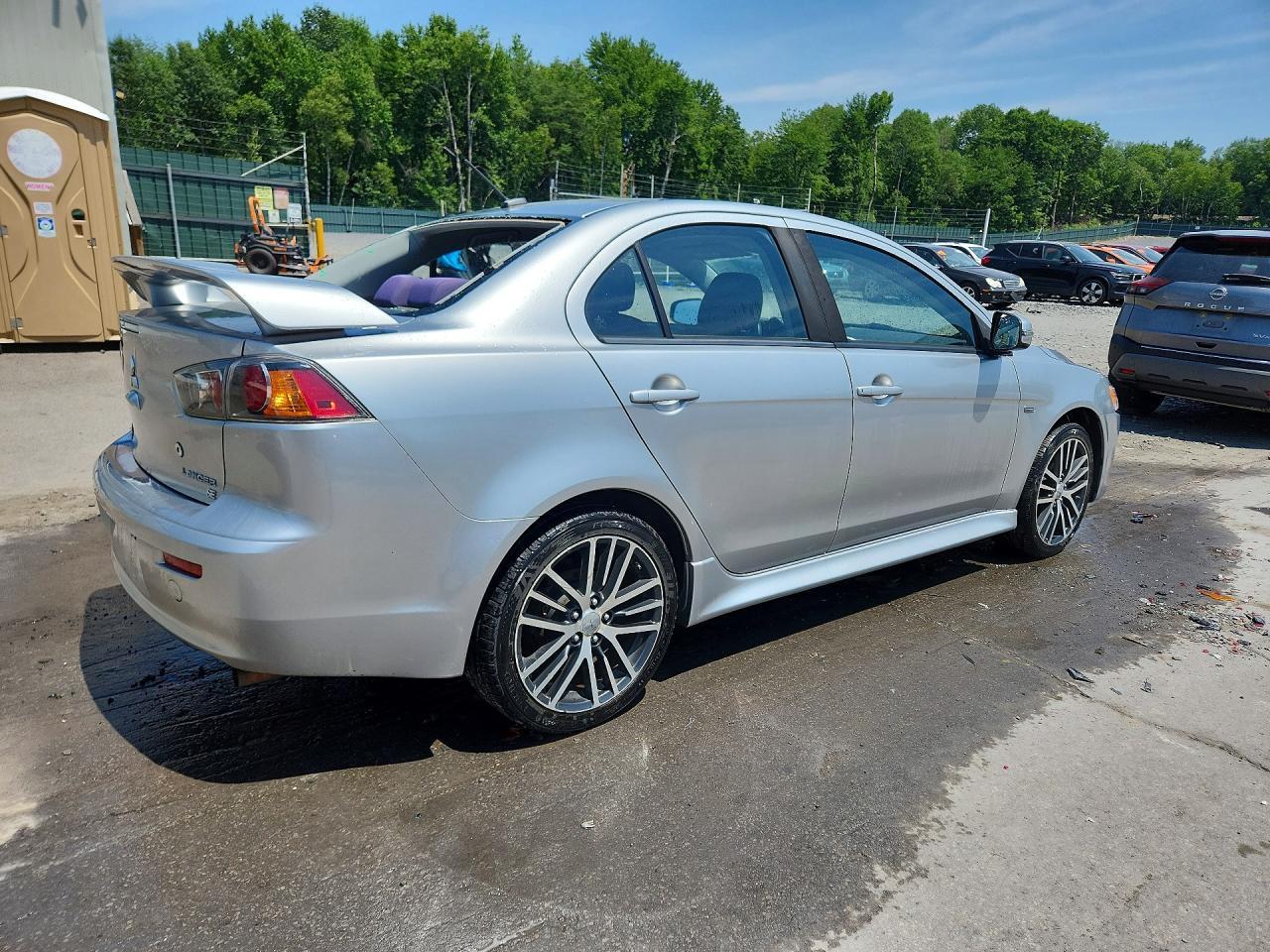 2017 Mitsubishi Lancer Es - zdjęcie 3