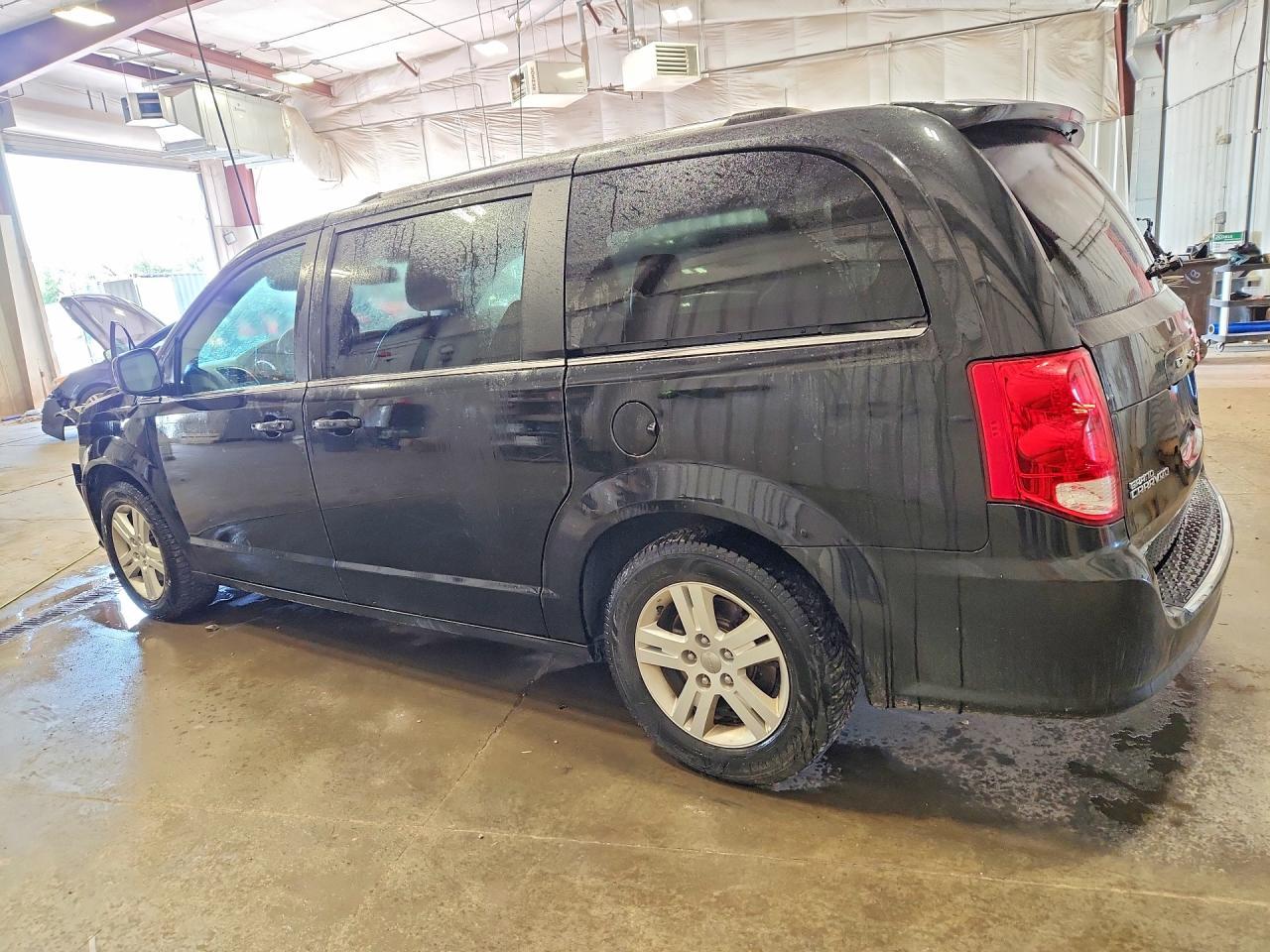 2019 Dodge Grand Caravan Sxt - zdjęcie 2