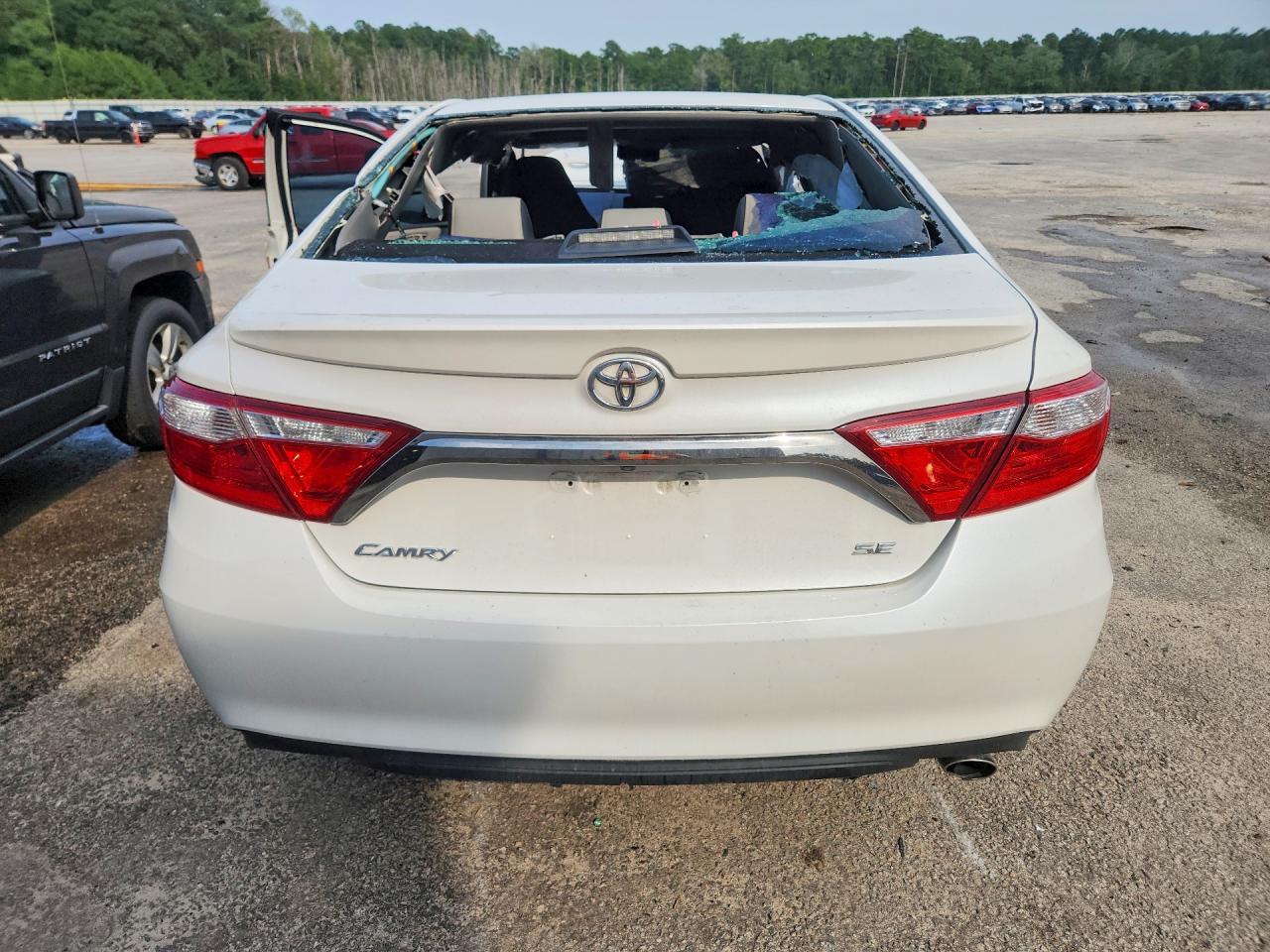 2017 Toyota Camry Se - zdjęcie 6
