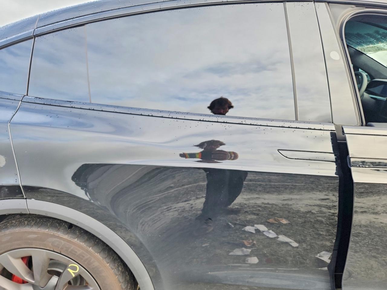 2024 Tesla Model X - zdjęcie 10